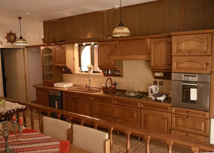 Athanasia Villa Nerántza